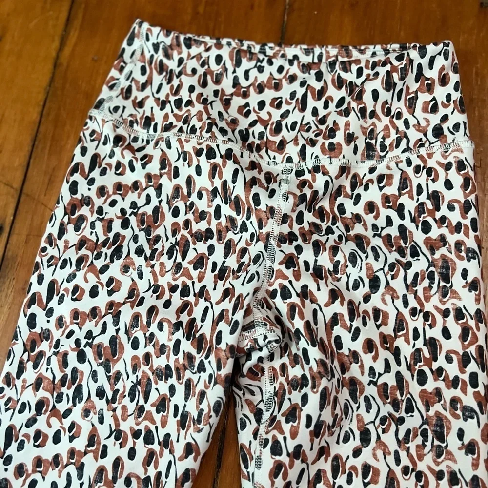 Anthropologie Daily Practice women’s yoga pants EUC size medium